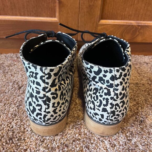 JC Black and White Leopard Print Ankle Boots 🐆 - Picture 3 of 3